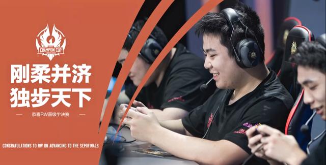 人投身于滑 人投身于滑