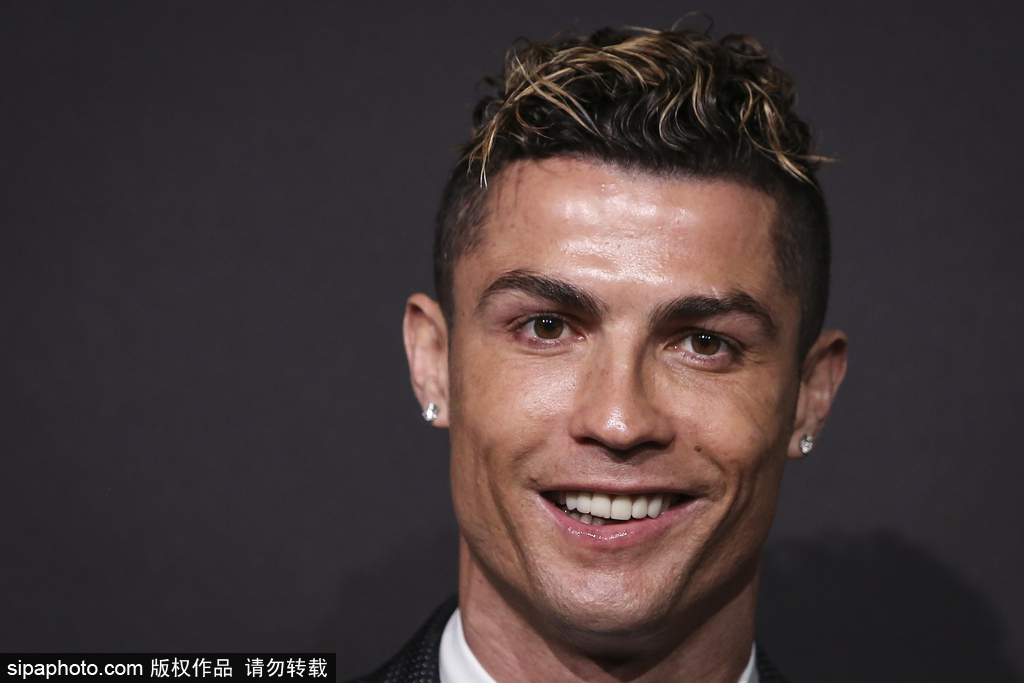 成了对比赛 成了对比赛