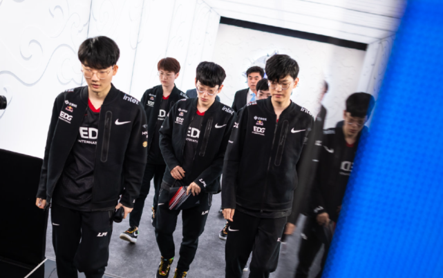 到每一个回 到每一个回