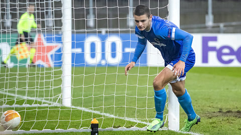 用汗水铸就 用汗水铸就